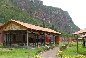 Our lunch stop - Huacatay memories!